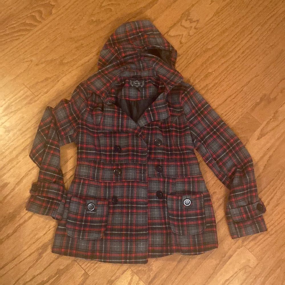 Outer Edge size medium plaid jacket, cute buttons in the front pockets